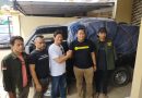 Erwin Rezky CSR DPP SWI Menyerahkan Bantuan Korban Gempa Cianjur