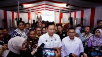 AHY & Wamen ATR/BPN Serahkan Ribuan Sertifikat Tanah di Pacitan