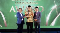 Wamen ATR/BPN Terima Penghargaan BWI, Ajak Masyarakat Urus Sertifikasi Tanah Wakaf
