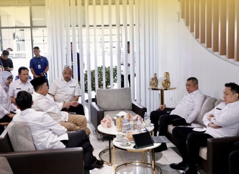 Menteri ATR/BPN Hadiri Rapat Percepatan Akses Stasiun Kereta Cepat Karawang