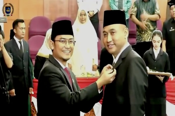 DPRD Kota Depok Gelar Pengucapan Sumpah PAW Anggota Fraksi Golkar