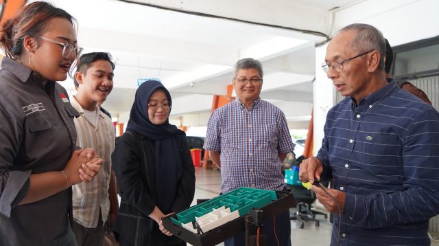 Mahasiswa UPER Ciptakan Smart Feeding System Berbasis IoT untuk Budidaya Ikan