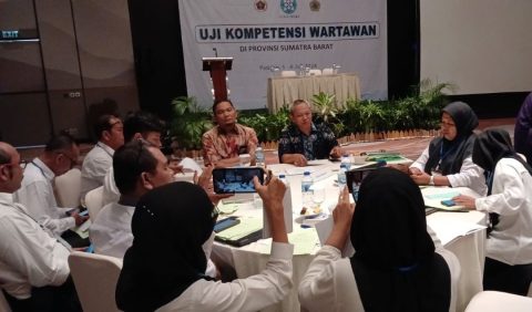 HPN 2026, Pakar UPER Tekankan Pentingnya Profesionalisme dan Independensi Pers
