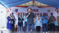 Kantah Depok Serahkan 71 Sertipikat PTSL untuk Warga Kelurahan Cimpaeun